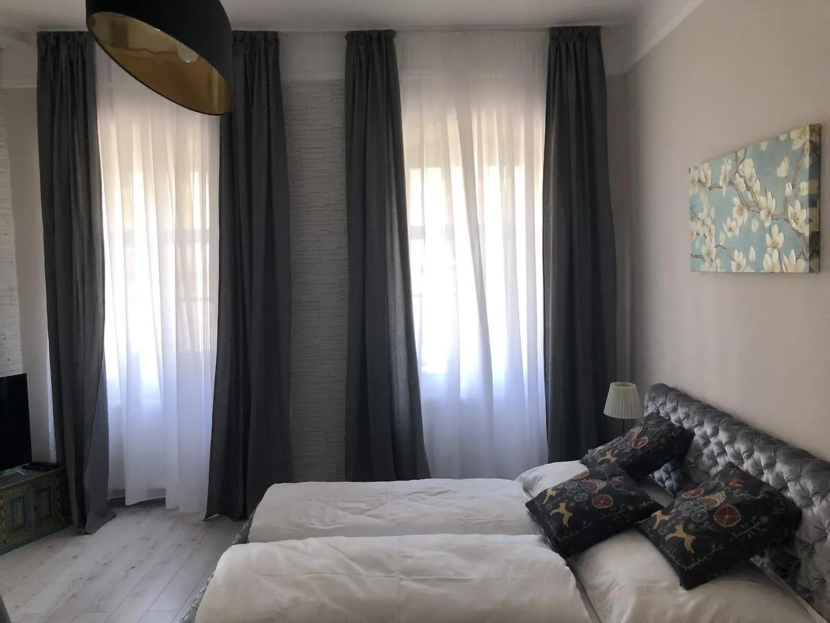 Frank Apartman Apartment Eger 0*,  Hungary